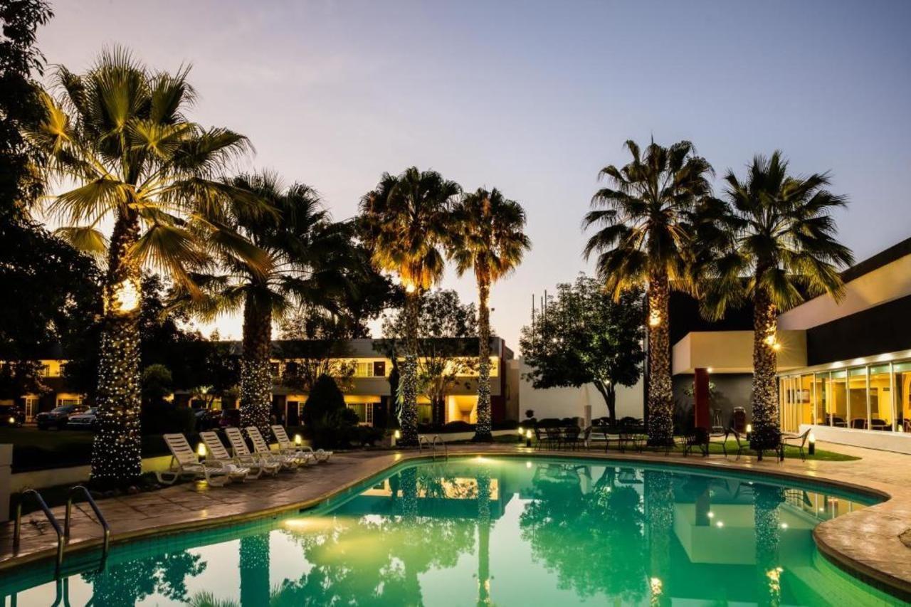 Fiesta Inn San Luis Potosi Glorieta Juarez Экстерьер фото