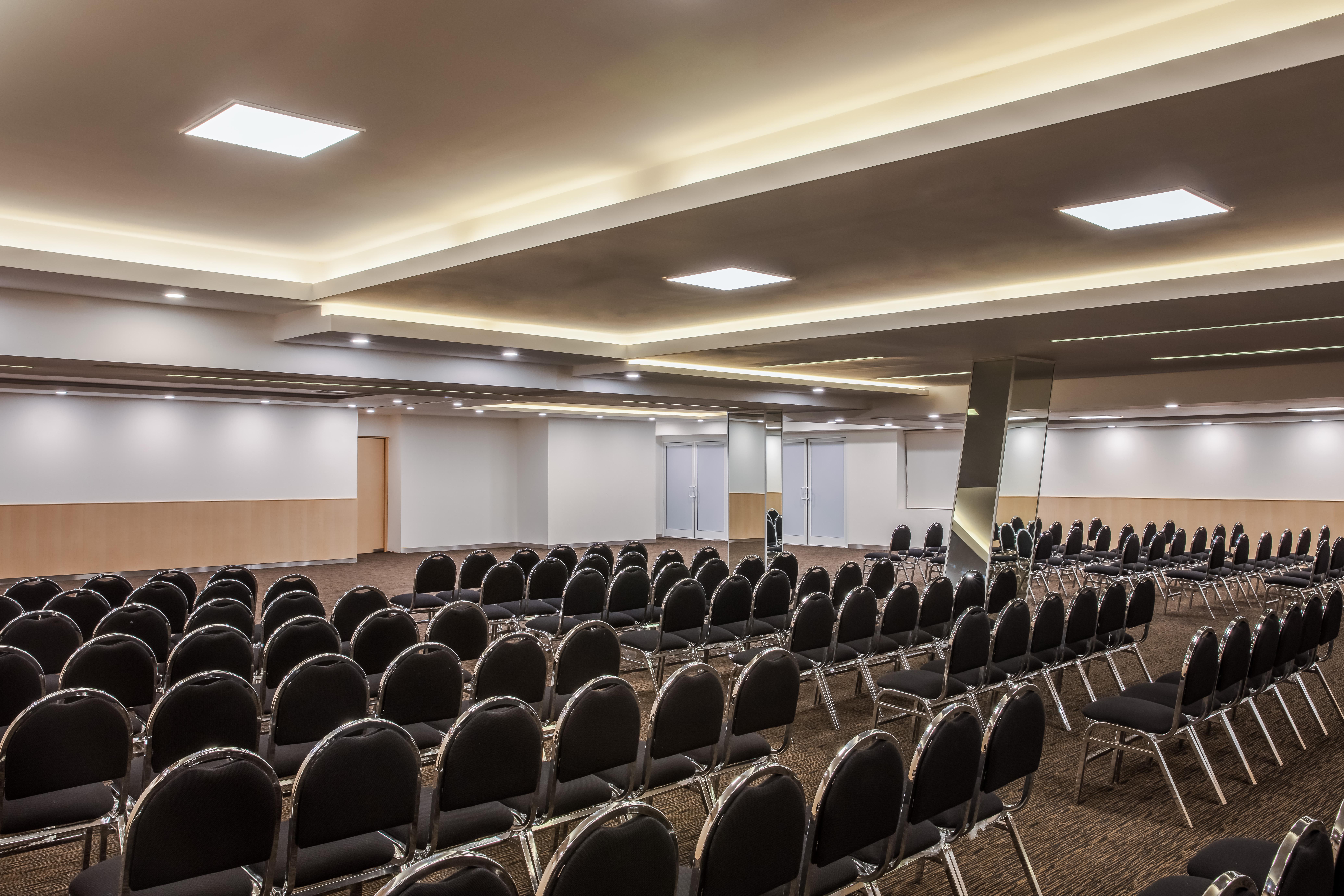 Fiesta Inn San Luis Potosi Glorieta Juarez Экстерьер фото