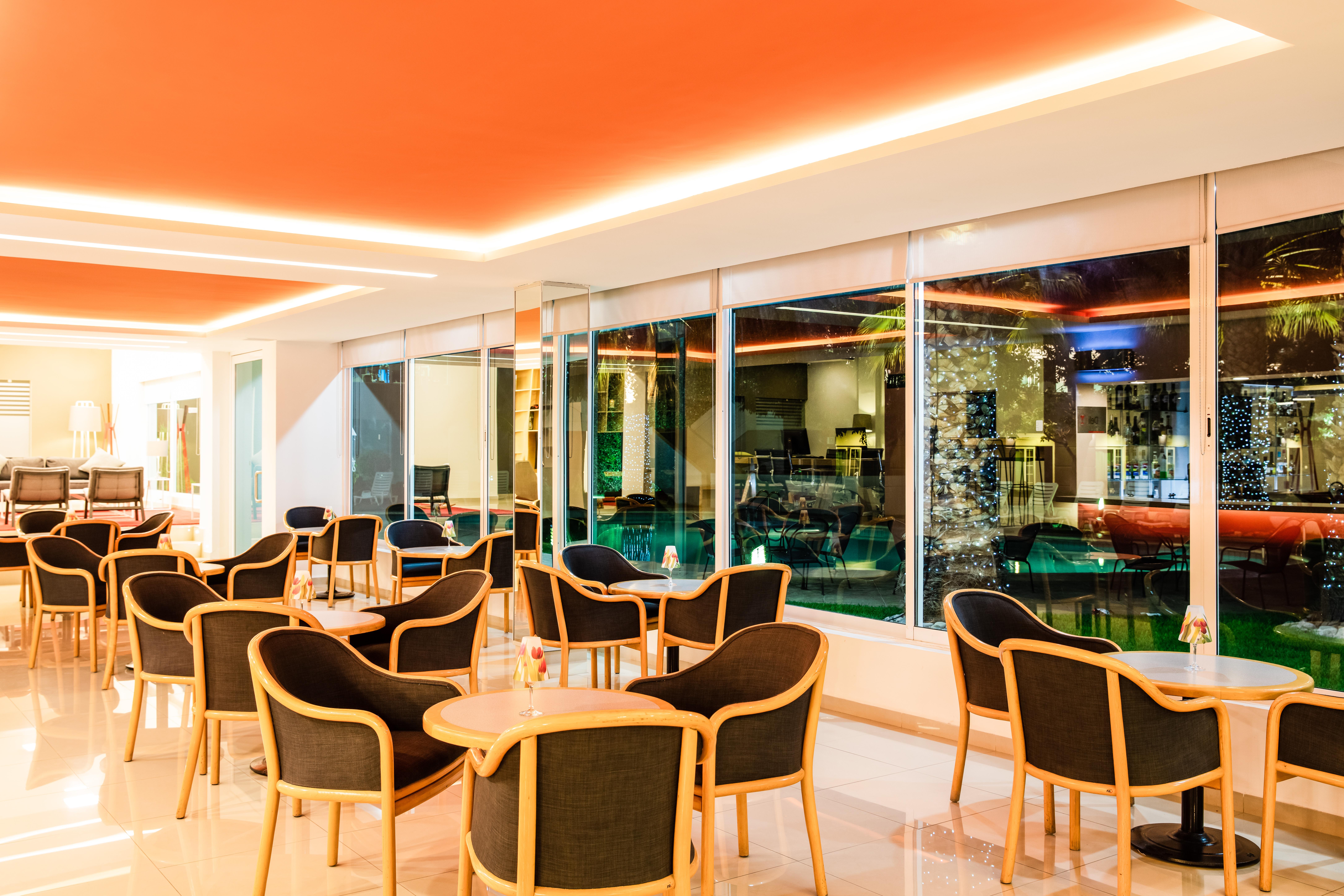 Fiesta Inn San Luis Potosi Glorieta Juarez Экстерьер фото