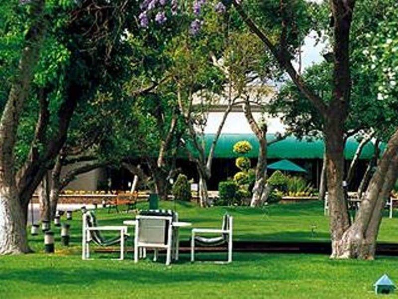 Fiesta Inn San Luis Potosi Glorieta Juarez Экстерьер фото