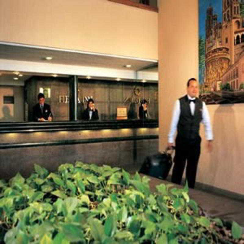 Fiesta Inn San Luis Potosi Glorieta Juarez Экстерьер фото
