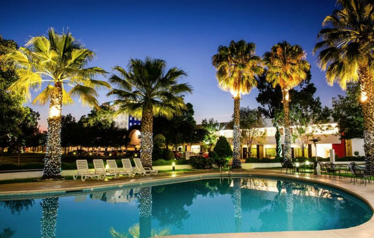 Fiesta Inn San Luis Potosi Glorieta Juarez Экстерьер фото